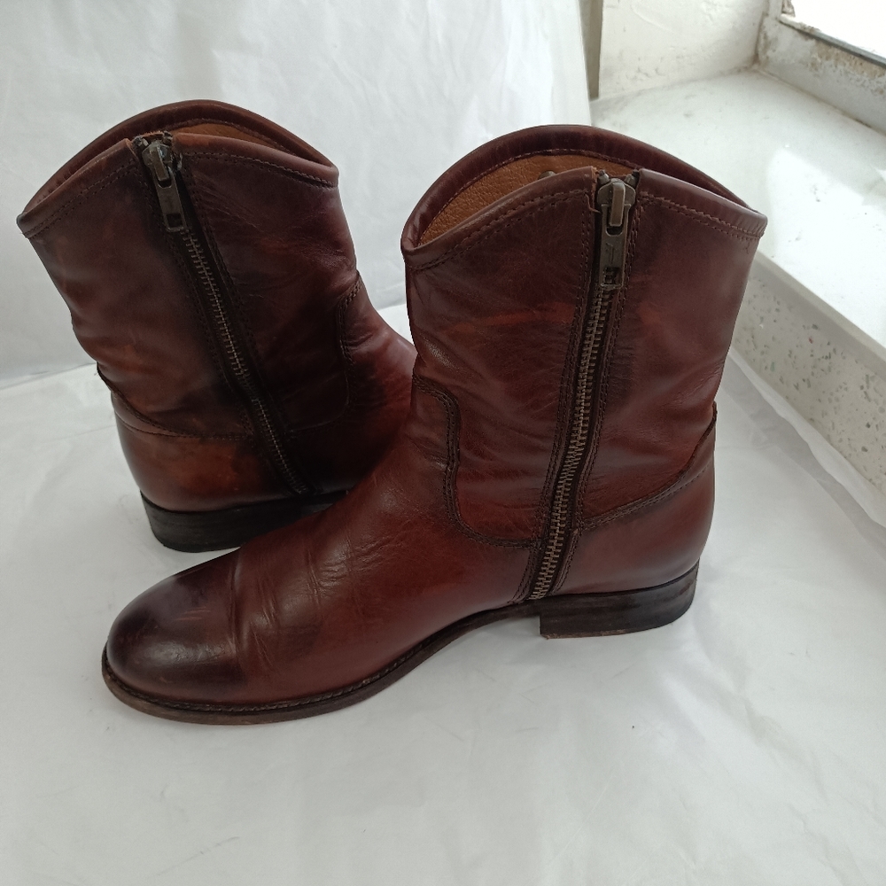 Frye Melissa Button Short Boot Pull Up Leathersiz… - image 4